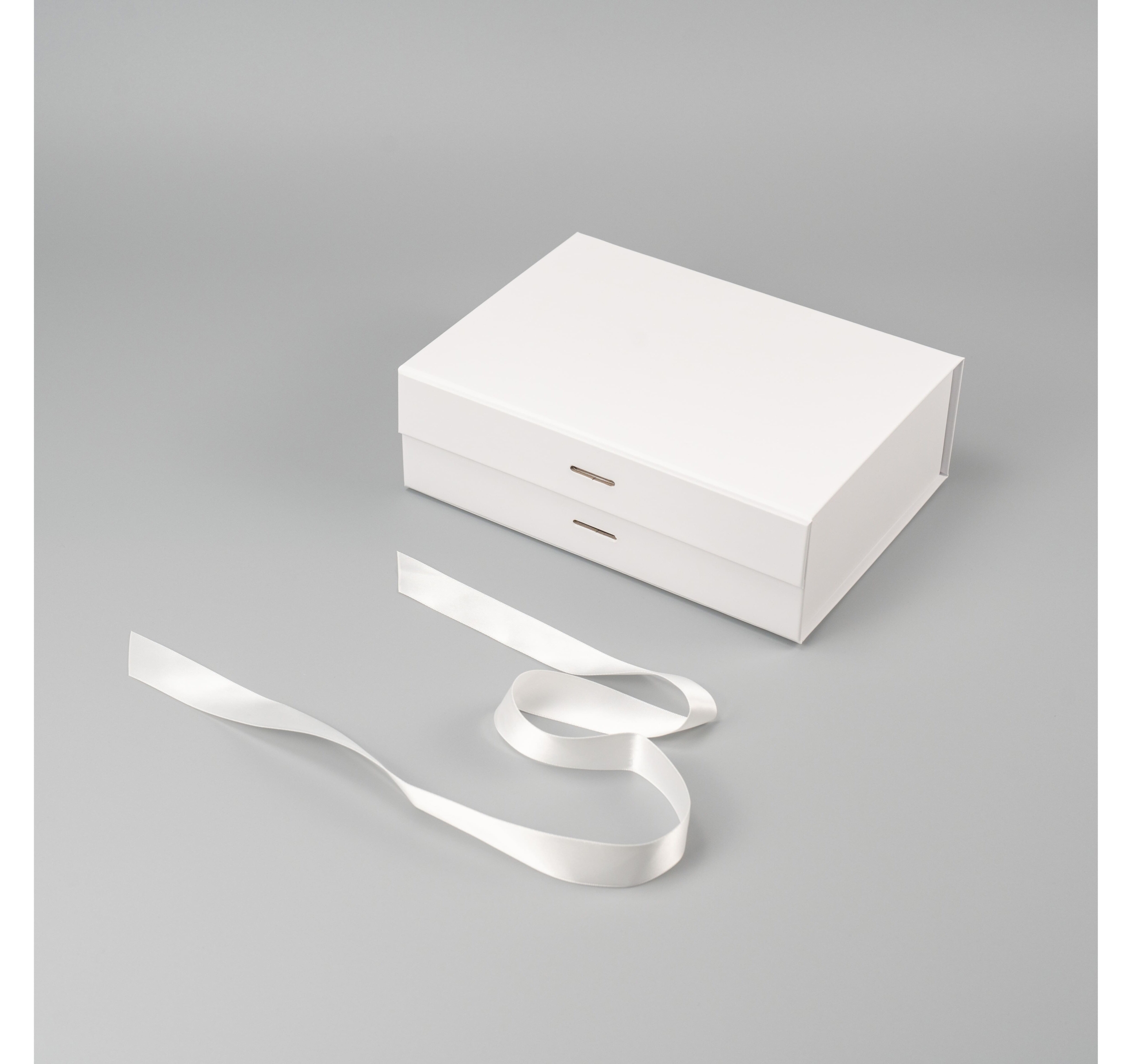 Коробка подарункова T-1904