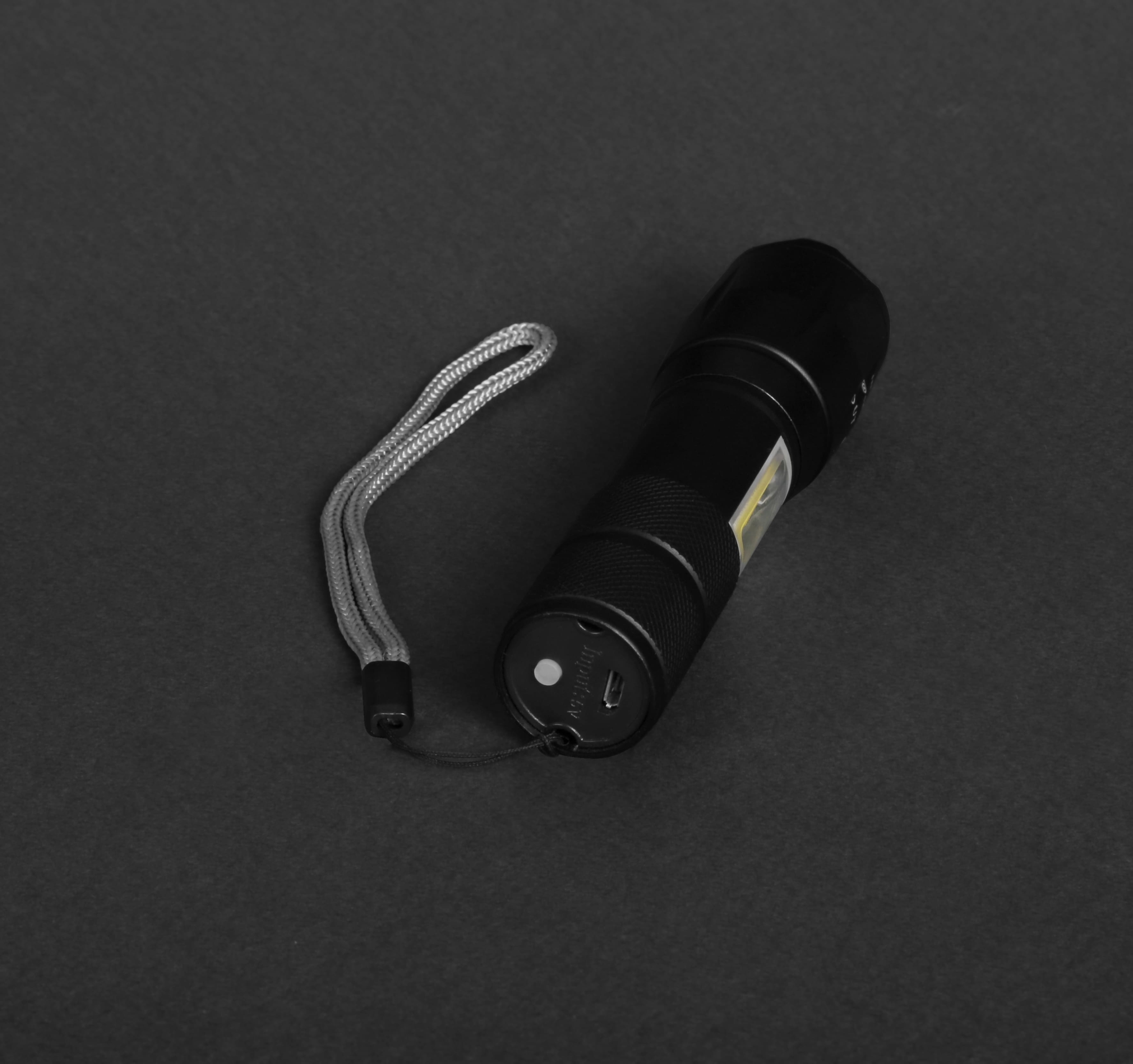 Ліхтар ручний T-9204