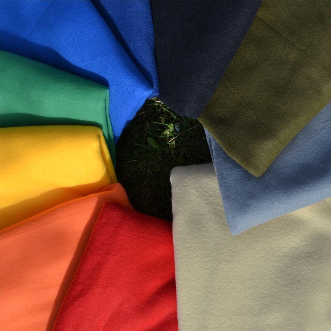 Плед-подушка флісова B-202312pl