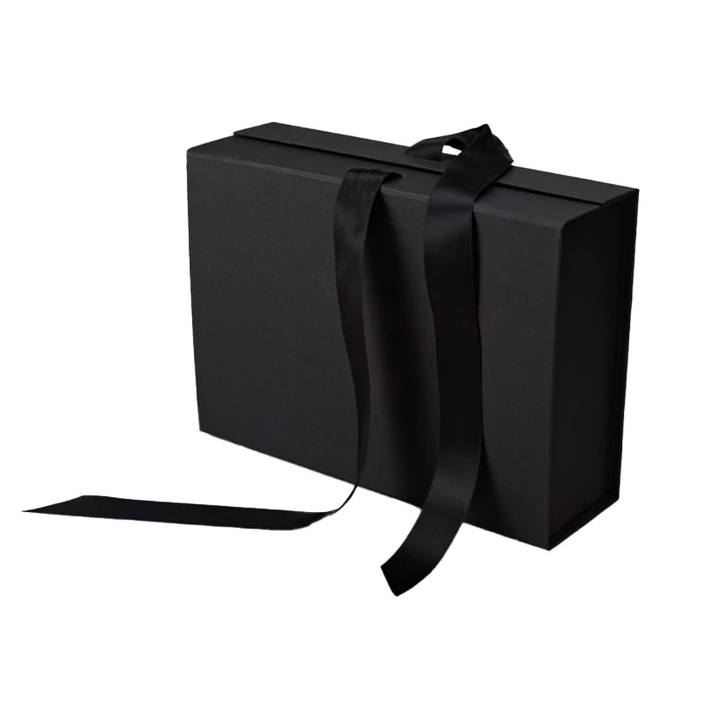 Подарункова коробка 26х23см B-120130213M