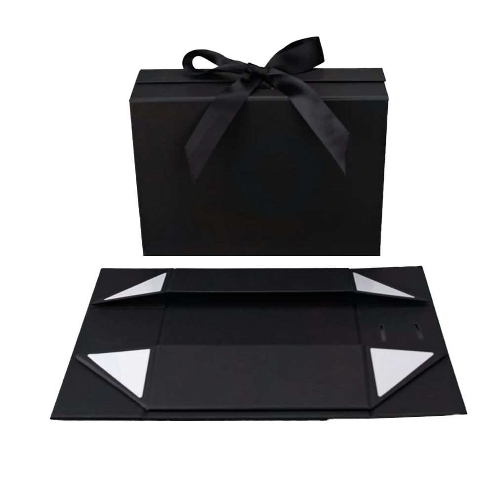 Подарункова коробка 26х23см B-120130213M